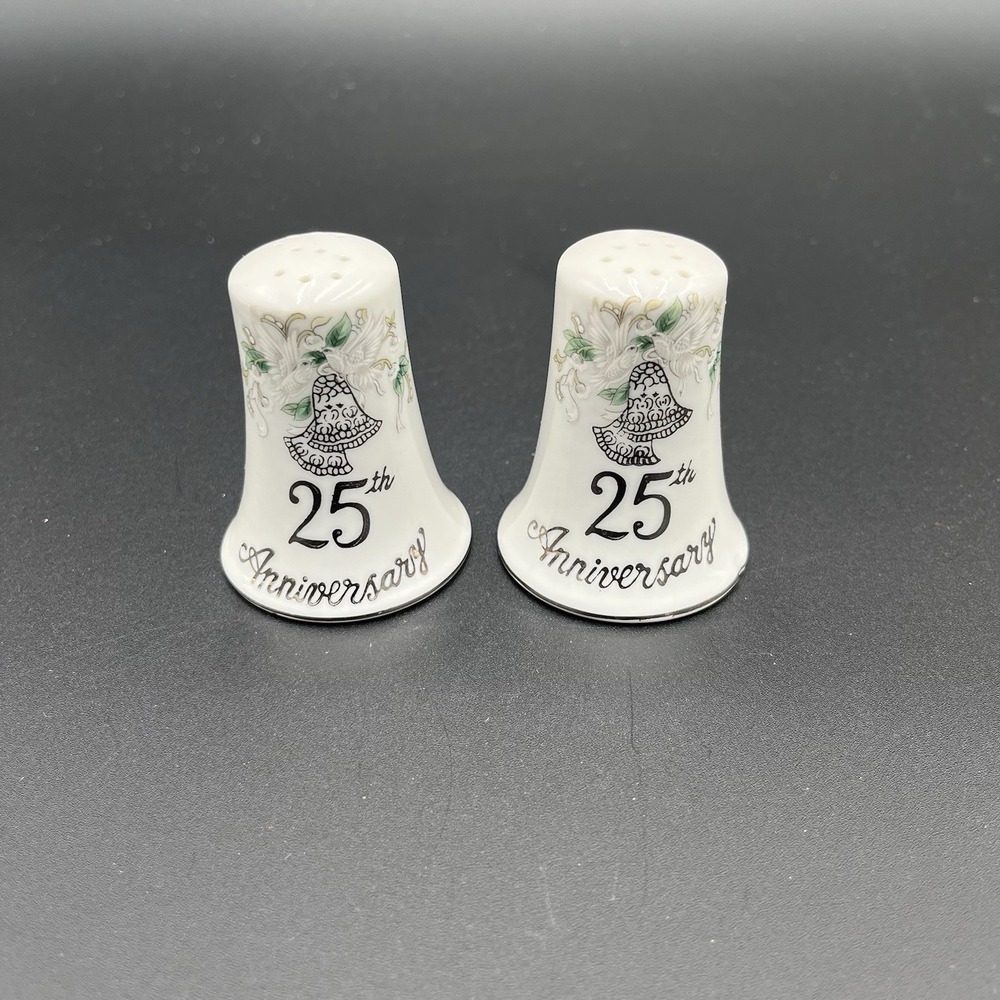 VTG Lefton 25th Anniversary Salt and Pepper Shakers Silver Kitchen Home Decor